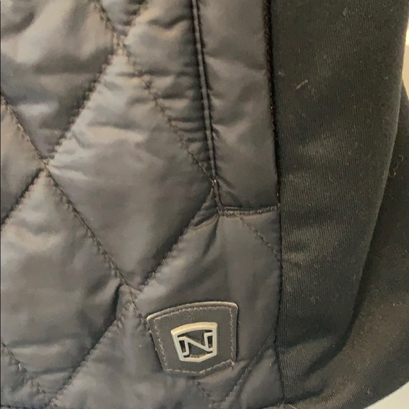 Vest - Picture 3 of 3